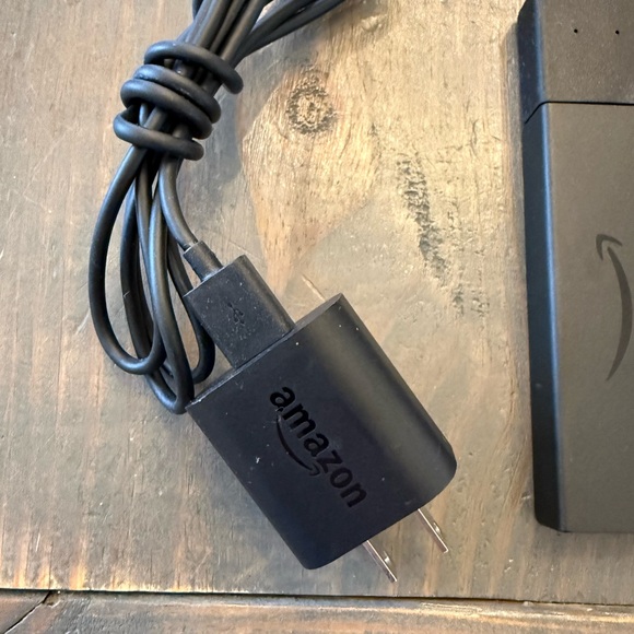 Amazon Firestick 4K HD Digital Model E9L29Y w/ L5B83H Alexa Voice Remote Tested - Picture 3 of 7